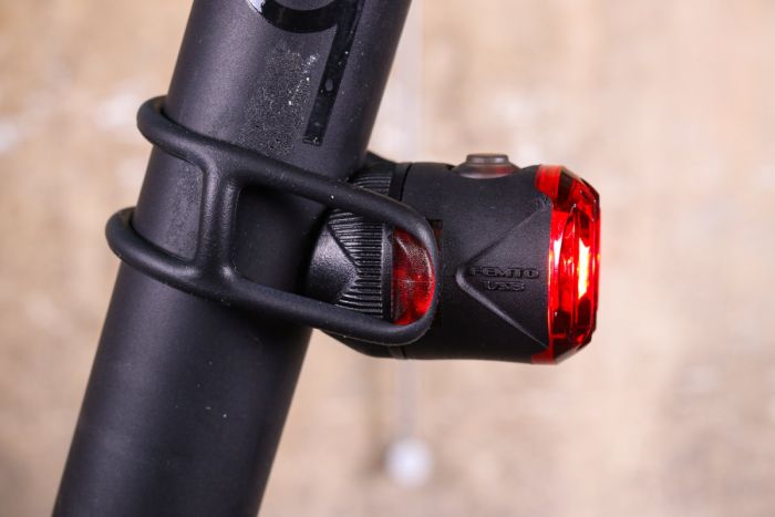Заднє світло LEZYNE FEMTO USB DRIVE REAR чорний 5 люменів Y13